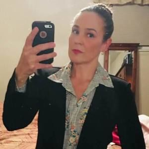 Meet your Posher, Denise